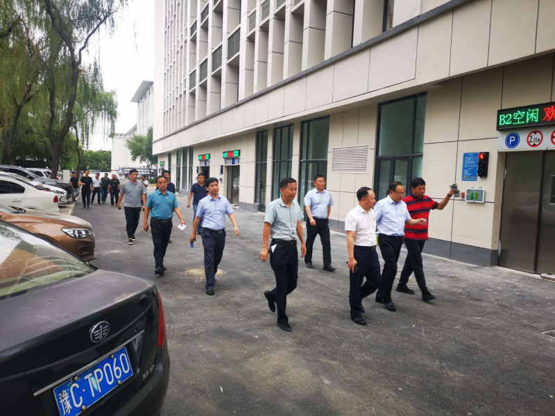 洛陽(yáng)市委常委、市政府黨組成員魏建平 督導調研我市城市停車(chē)場(chǎng)重點(diǎn)項目建設工作