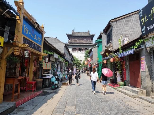 洛陽(yáng)這個(gè)網(wǎng)紅景區的停車(chē)場(chǎng)加入平臺！位置、泊位數、停車(chē)券點(diǎn)擊查看！